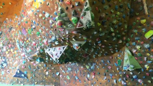 富山県のクライミング施設「Arise（アライズ） クライミングジム」